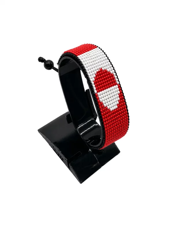 Greenland Flag Bracelet Adjustable handcrafted with beadwork in the colors of the Greenland flag.